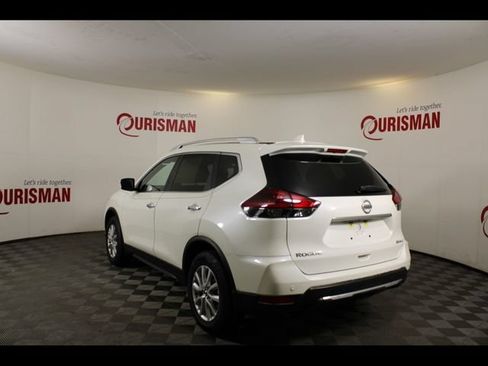 Used 2019 Nissan Rogue SV AWD/4WD image 6