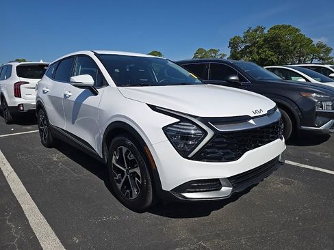 Certified 2024 Kia Sportage EX image 2