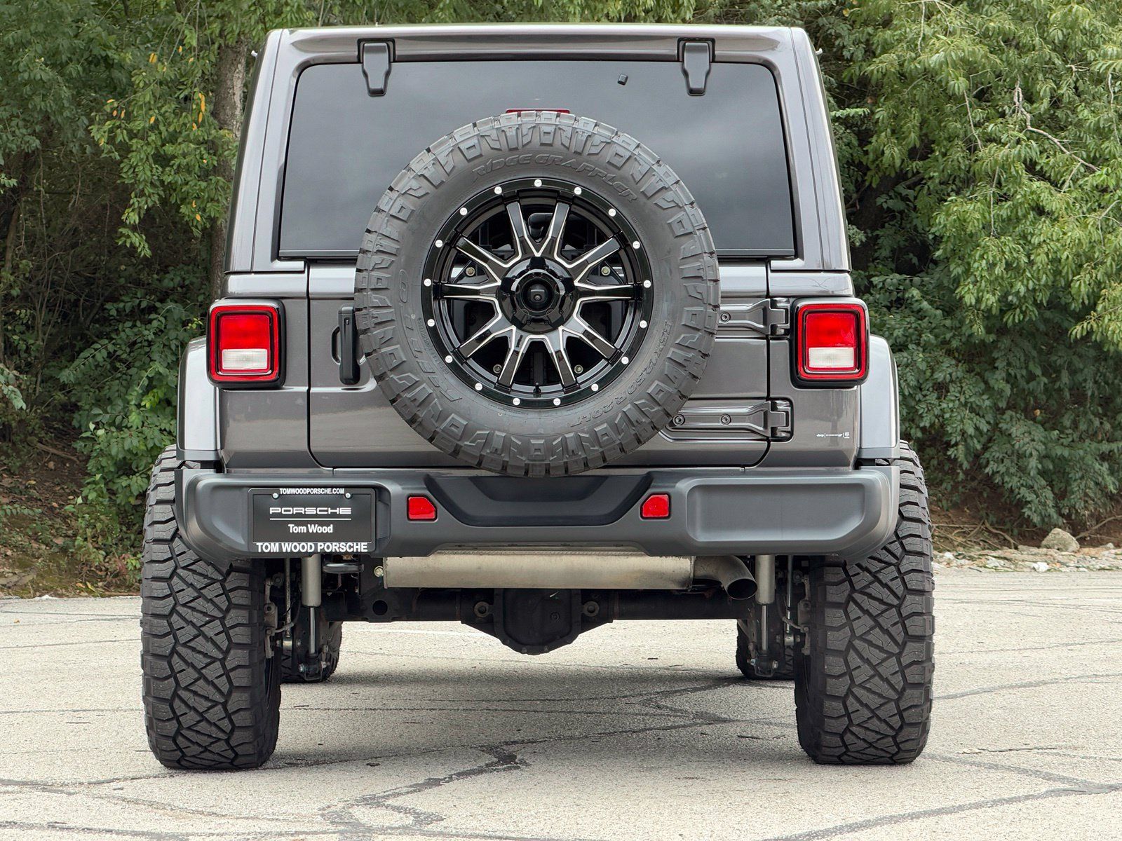 Used 2021 Jeep Wrangler Unlimited Sahara AWD/4WD image 7