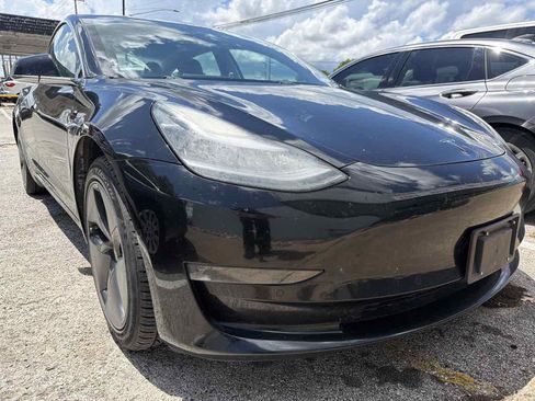 Used 2019 Tesla Model 3 Standard Range Plus RWD image 2