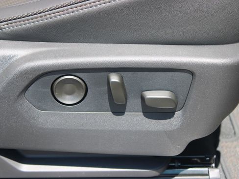 New 2026 Chevrolet Silverado 3500 High Country w/ High Country Premium Package image 28