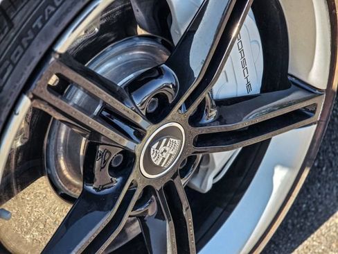 Used 2020 Porsche Taycan 4S AWD/4WD image 17