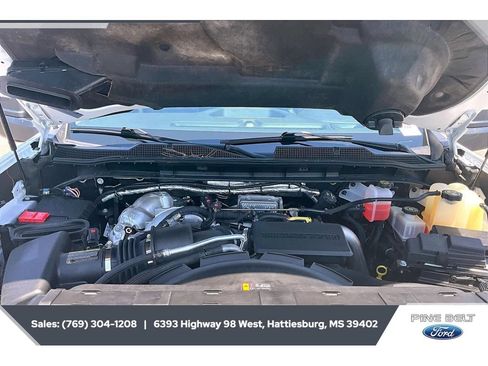 Used 2022 Chevrolet Silverado 2500 LTZ w/ LTZ Convenience Package AWD/4WD image 10