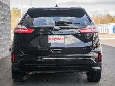 Certified 2022 Ford Edge SE w/ Black Appearance Package image 7