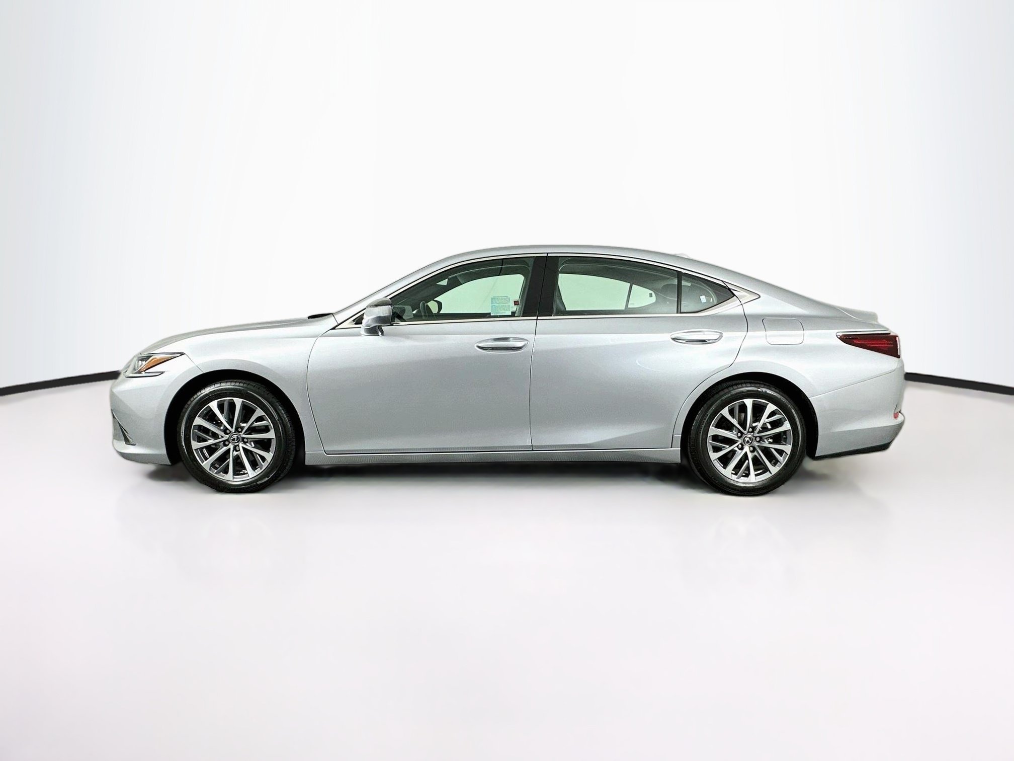 Used 2023 Lexus ES 350 w/ Accessory Package (Z1) FWD image 4