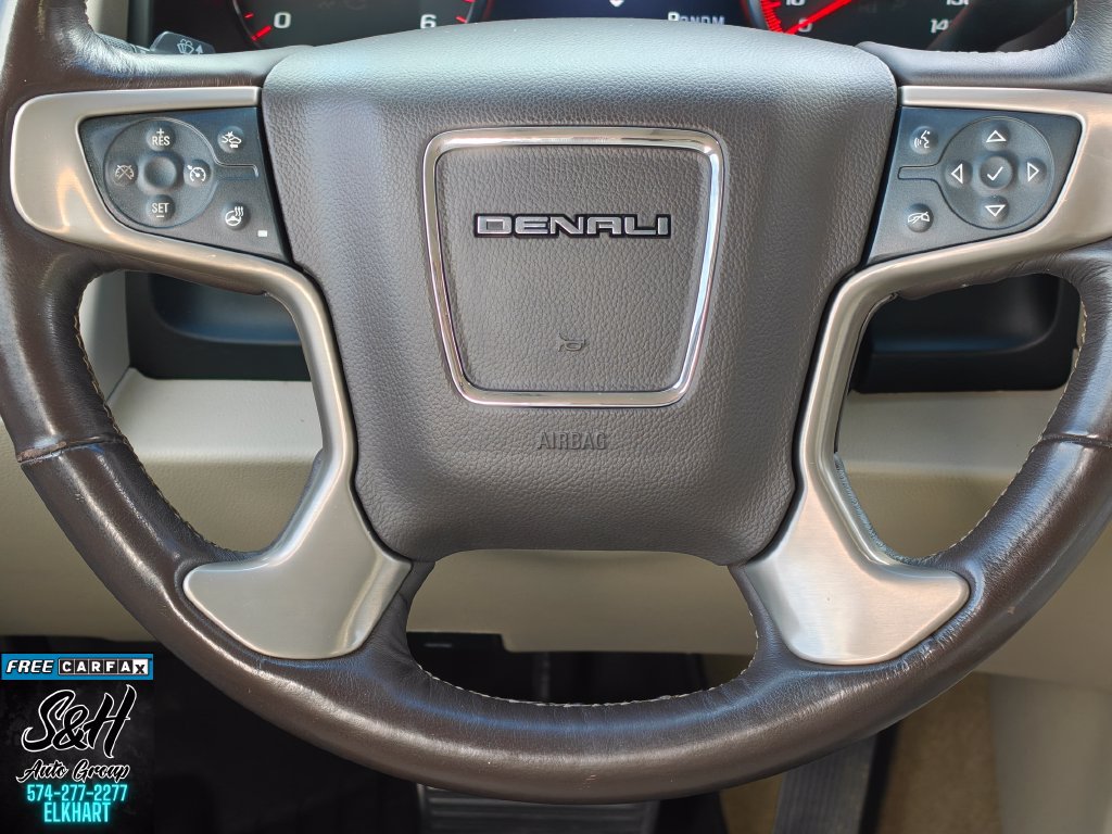 Used 2016 GMC Yukon XL Denali w/ Open Road Package AWD/4WD image 5