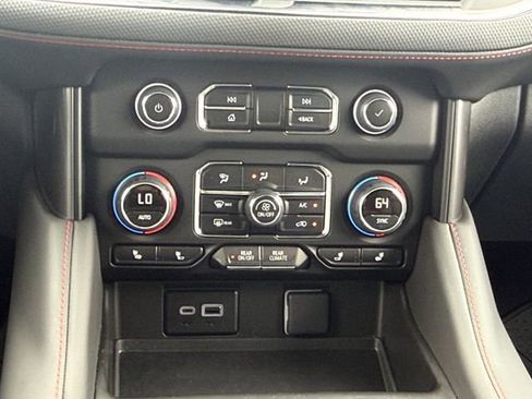 Used 2024 Chevrolet Tahoe RST w/ Luxury Package image 4