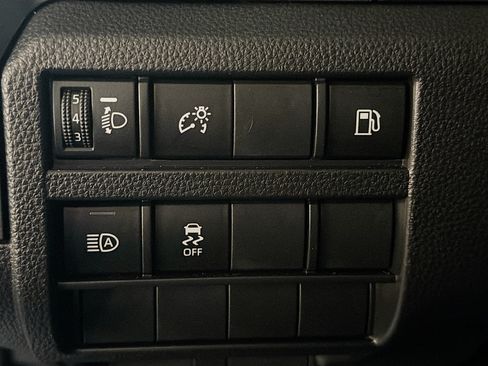 Used 2026 Toyota 4Runner SR5 AWD/4WD image 17