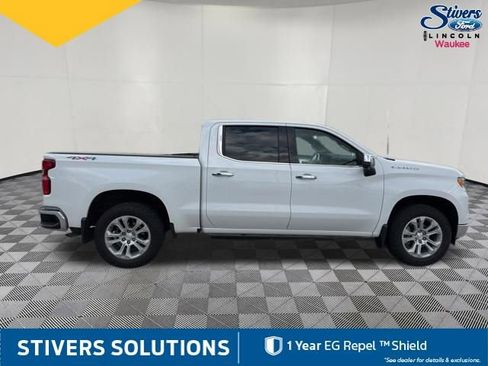 Used 2022 Chevrolet Silverado 1500 LTZ w/ LTZ Convenience Package II AWD/4WD image 5