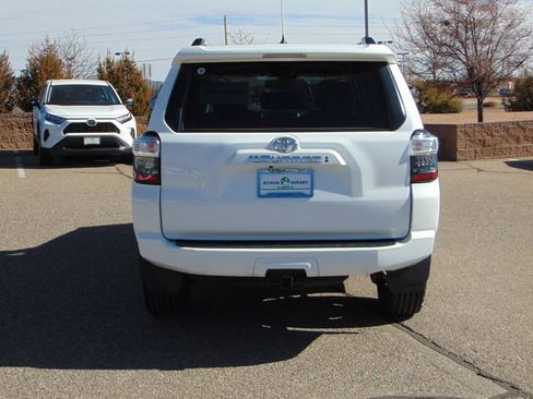 Used 2024 Toyota 4Runner SR5 Premium AWD/4WD image 5