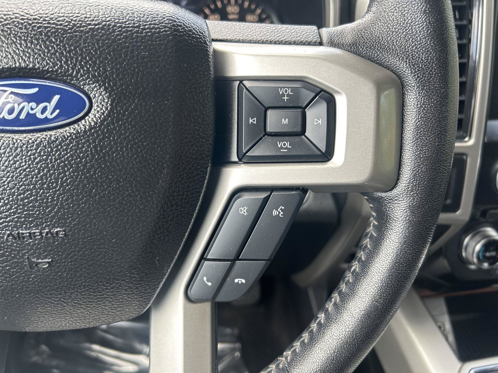 Used 2017 Ford F150 Lariat w/ Equipment Group 502A Luxury AWD/4WD image 20
