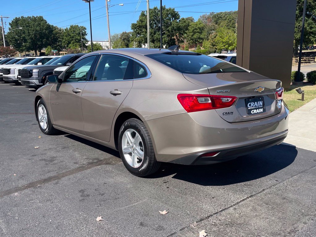 Used 2023 Chevrolet Malibu LS w/ Driver Confidence Package FWD image 6