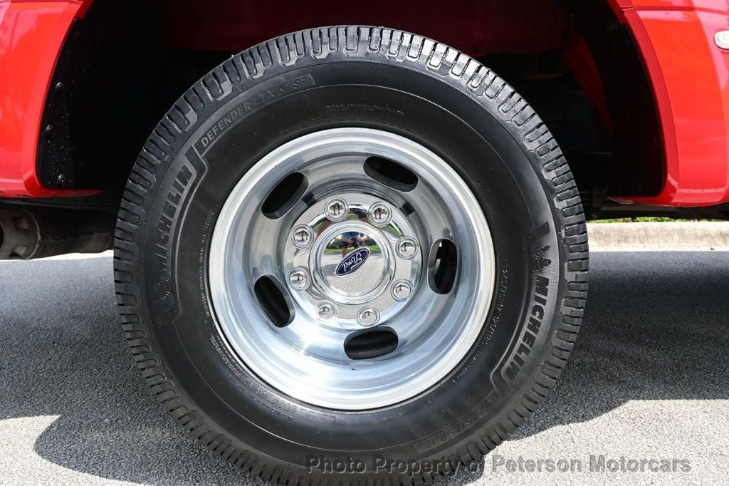 Used 2022 Ford F350 Lariat w/ Lariat Value Package RWD image 14