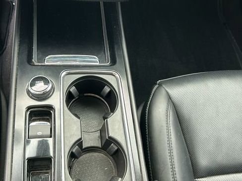 Used 2022 Lincoln Corsair Standard w/ Equipment Group 101A image 22