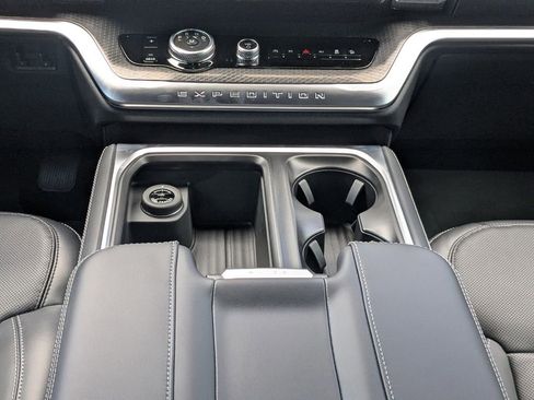 New 2026 Ford Expedition Platinum AWD/4WD image 21