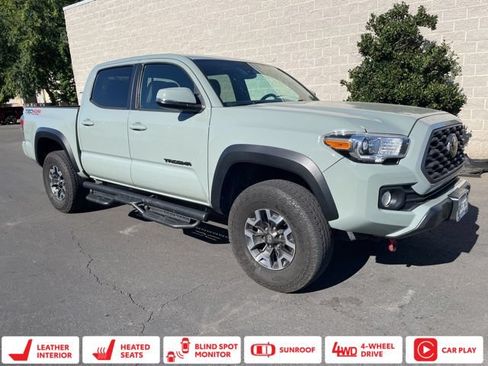 Used 2022 Toyota Tacoma TRD Off-Road w/ TRD Premium Off Road Package AWD/4WD image 1