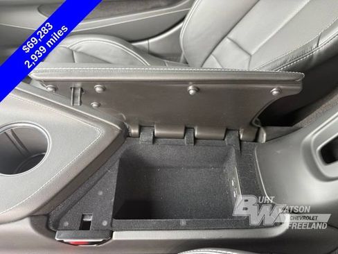 Used 2026 Chevrolet Corvette Stingray Coupe w/ Battery Protection Package RWD image 23