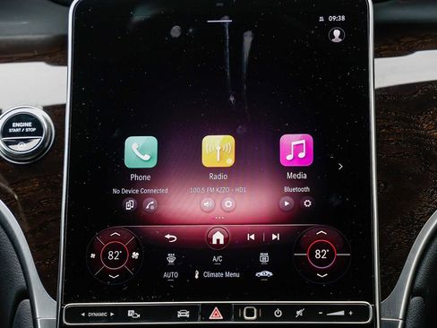 Certified 2025 Mercedes-Benz GLC 300 image 12