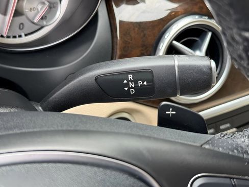 Used 2016 Mercedes-Benz GLA 250 image 40