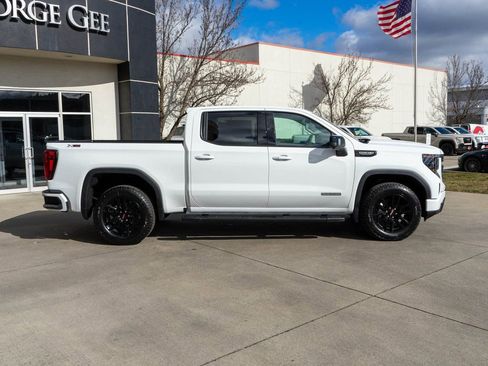 New 2026 GMC Sierra 1500 Elevation w/ Elevation Premium Package image 8