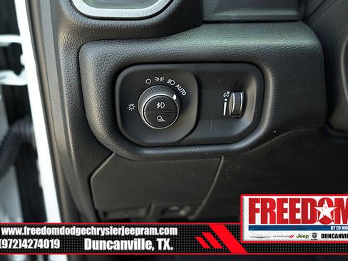 New 2025 RAM 2500 Tradesman image 28