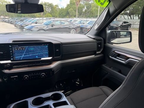 Used 2025 Chevrolet Silverado 1500 LT AWD/4WD image 35