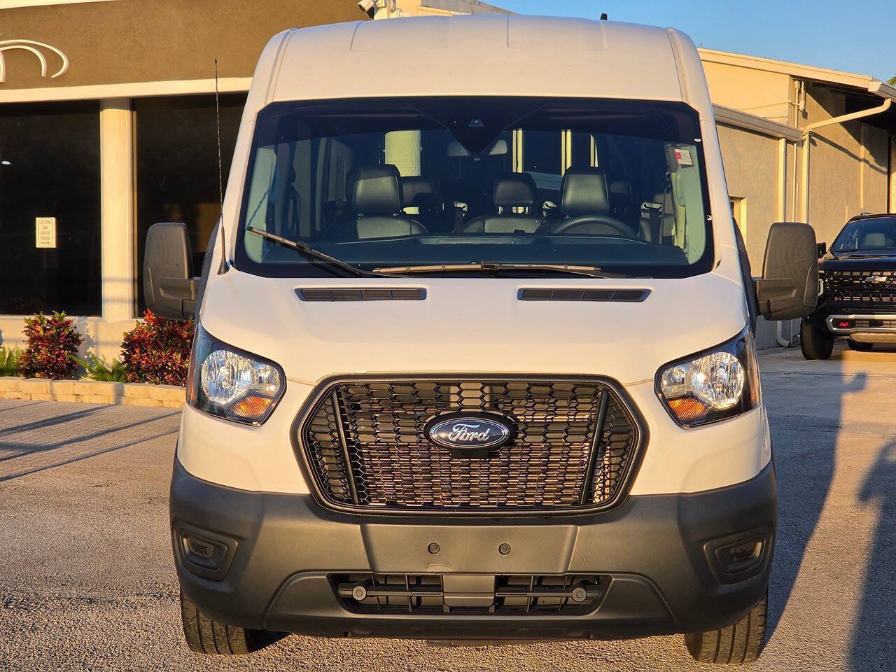 Used 2024 Ford Transit 350 XL RWD image 4