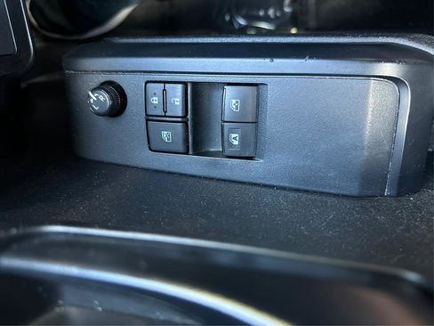 Used 2022 Toyota Tacoma SR RWD image 27