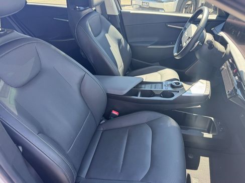Certified 2024 Kia EV6 Wind image 15