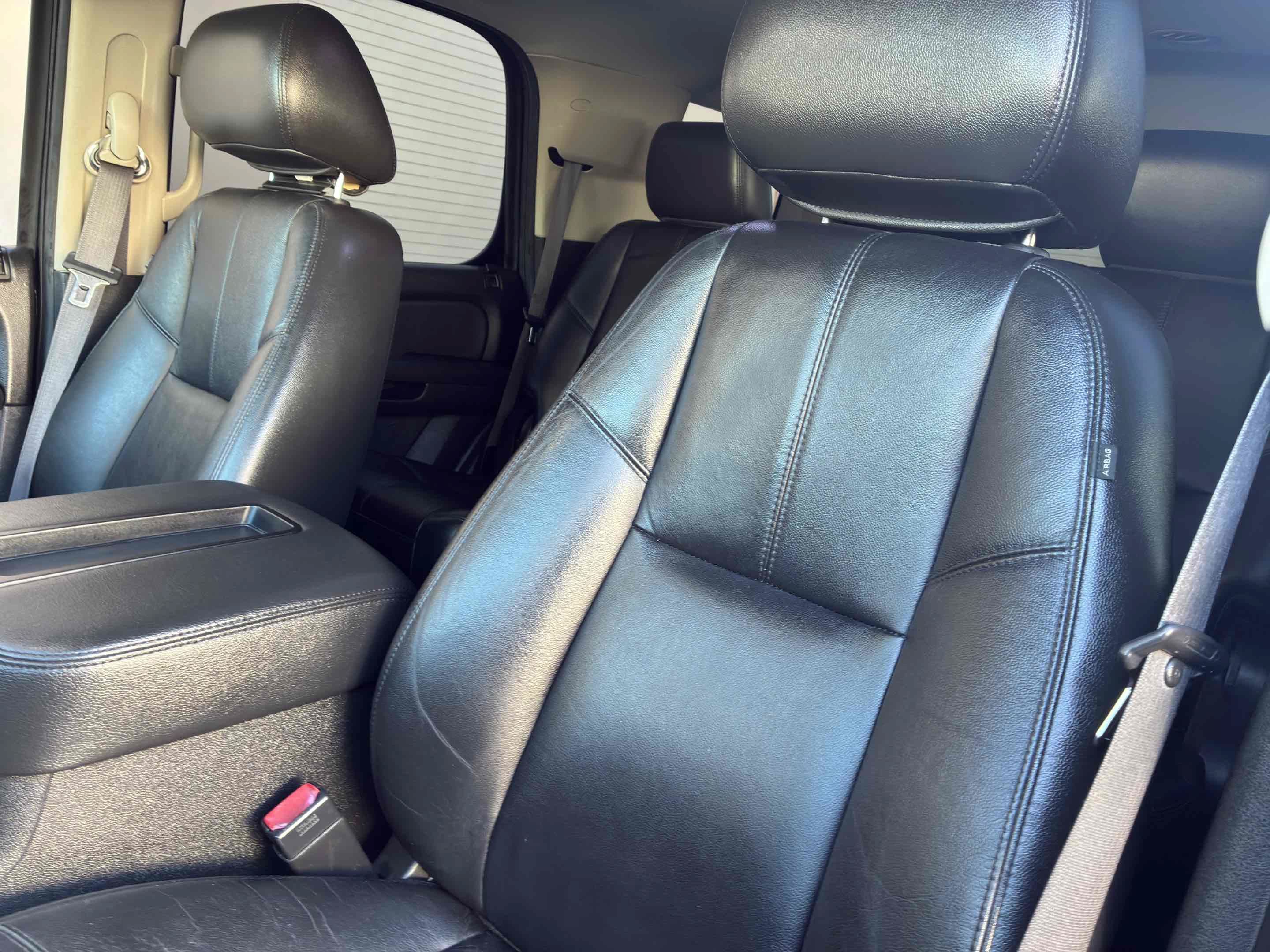 Used 2012 Chevrolet Tahoe LT AWD/4WD image 35