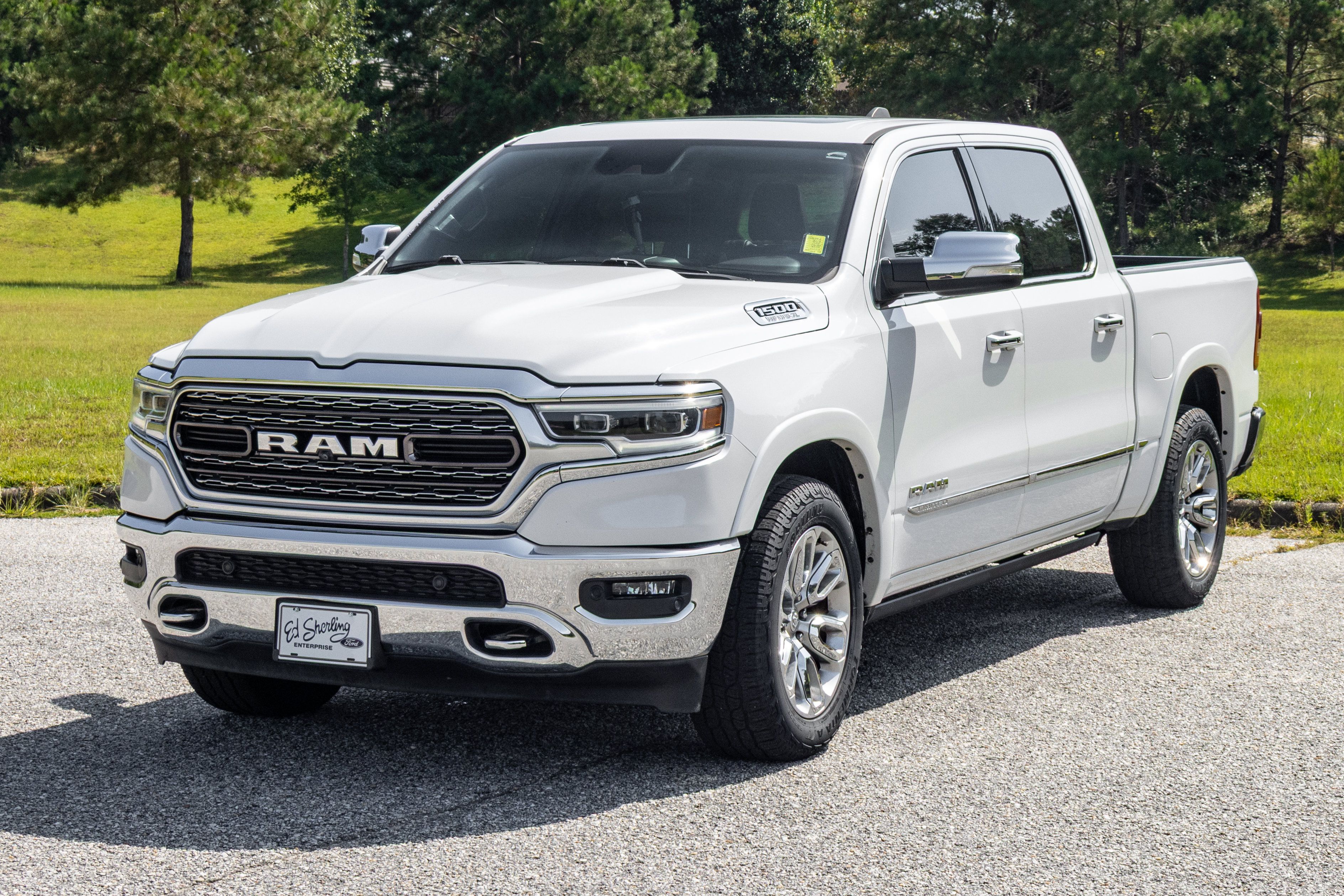 Used 2019 RAM 1500 Limited AWD/4WD image 5