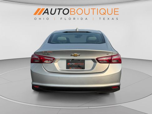 Used 2019 Chevrolet Malibu LT w/ Driver Confidence Package II FWD image 2