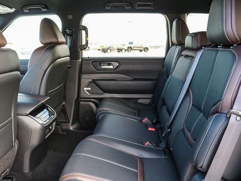 Used 2026 Nissan Armada SL RWD image 22