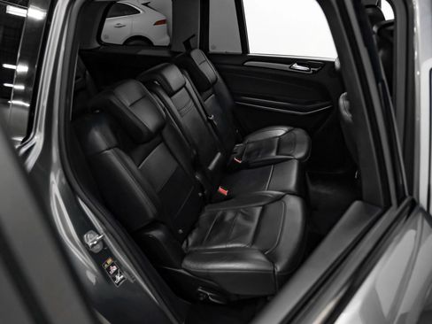 Used 2018 Mercedes-Benz GLS 550 4MATIC image 26