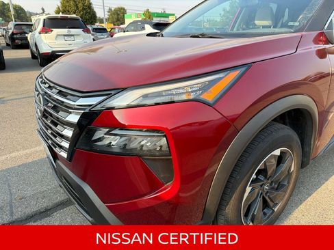 Certified 2025 Nissan Rogue SV AWD/4WD image 2