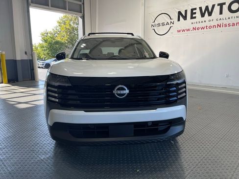 New 2026 Nissan Kicks SV w/ SV Premium Package FWD image 3