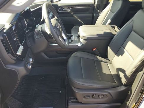 New 2026 GMC Sierra 3500 SLT w/ SLT Premium Package image 5