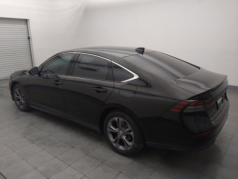 Used 2023 Honda Accord EX image 3