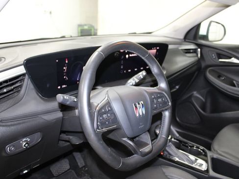 Used 2024 Buick Encore GX Sport Touring FWD image 17