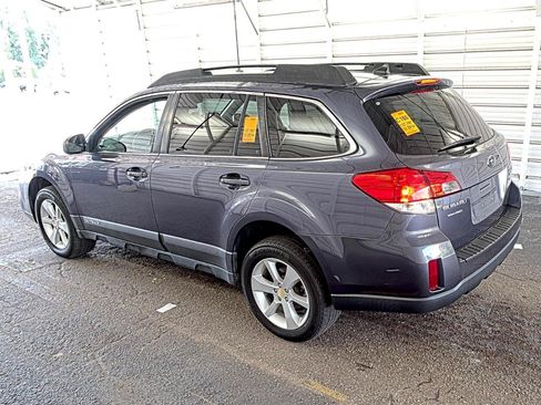 Used 2014 Subaru Outback 2.5i Premium AWD/4WD image 5