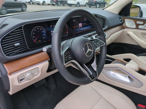Certified 2025 Mercedes-Benz GLE 350 4MATIC image 16