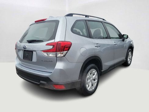 Used 2021 Subaru Forester image 5