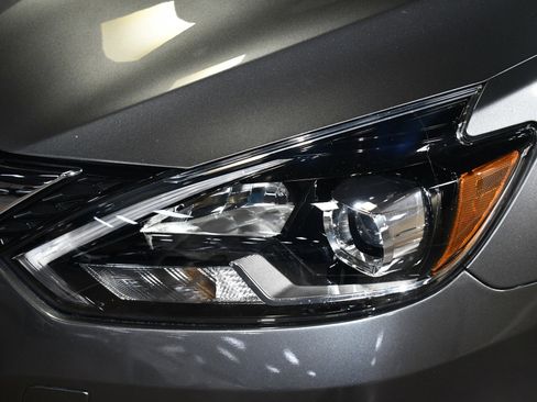 Used 2019 Nissan Sentra SL image 57