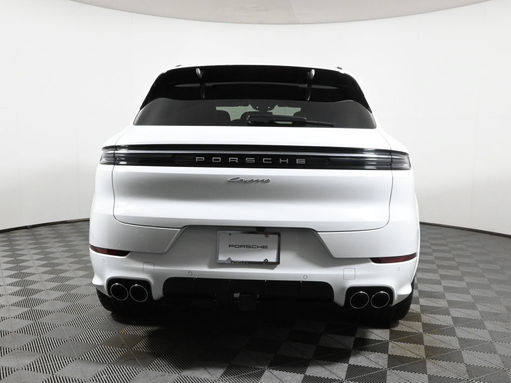 Used 2026 Porsche Cayenne AWD/4WD image 6