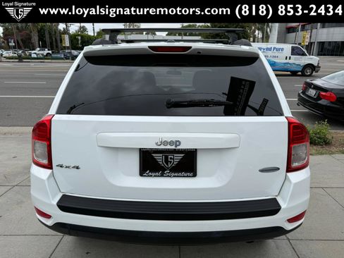 Used 2011 Jeep Compass Latitude image 6