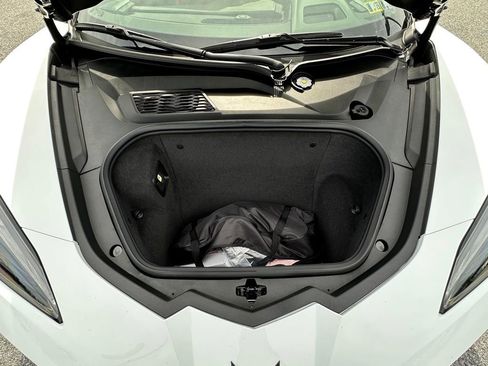 Certified 2021 Chevrolet Corvette Stingray Premium Conv w/ Z51 Performance Package RWD image 37