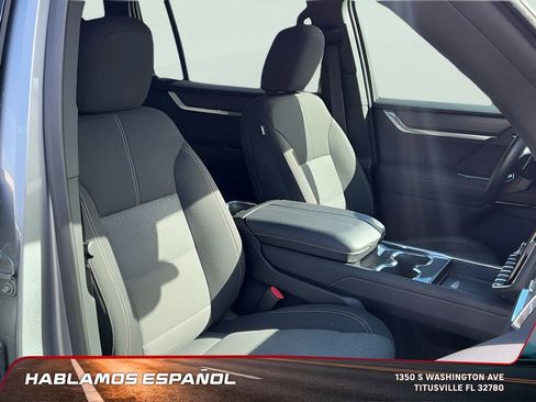 Certified 2025 GMC Acadia Elevation image 33