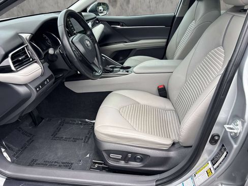 Used 2022 Toyota Camry SE AWD/4WD image 11