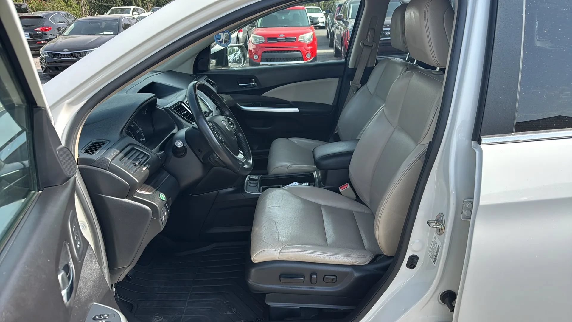 Used 2016 Honda CR-V Touring image 32