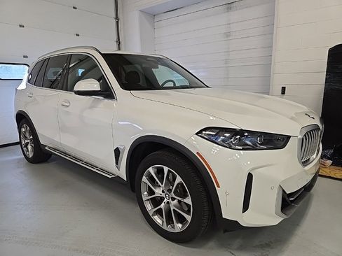 Used 2025 BMW X5 xDrive40i image 6